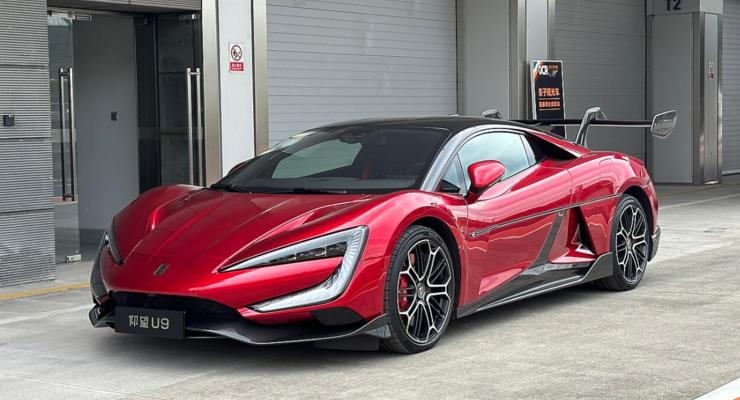 Китайці створили надпотужний електрокар на 3000 к.с.