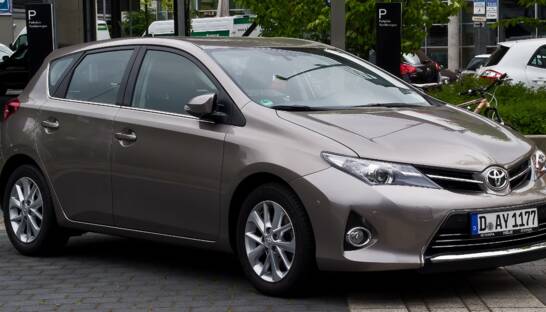 Стоит ли покупать подержанный Toyota Auris: главные плюсы и минусы