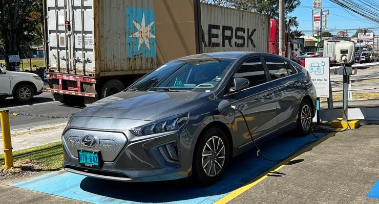 Hyundai анонсировала выпуск пяти новых автомобилей
