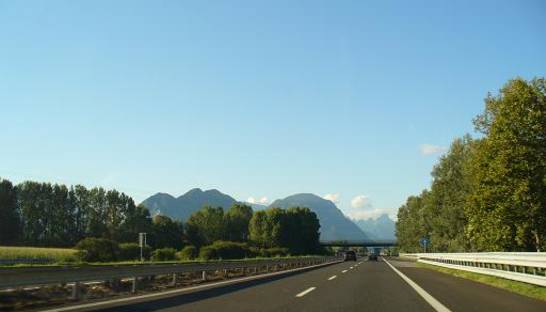 В Италии теперь можно ездить со скоростью 150 км/ч