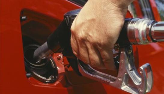 Власти начнут проверять качество топлива