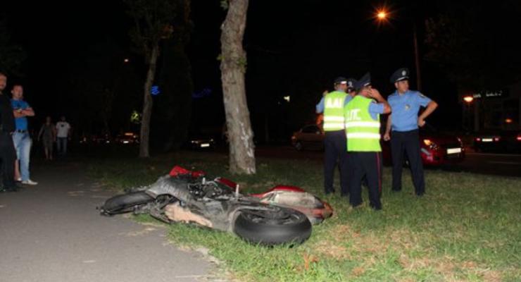 В Одессе мотоциклист на Yamaha убил себя и пешехода