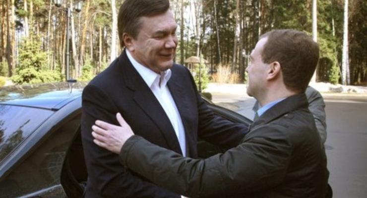 Янукович и Медведев поучаствуют в автопробеге
