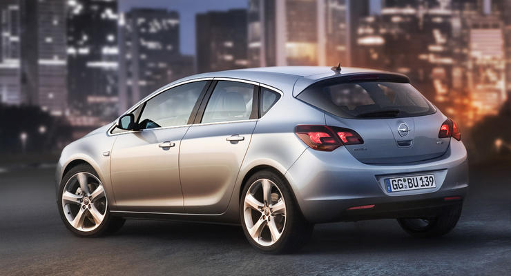Новый Opel Astra прибыл в Украину