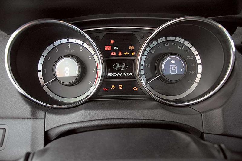 Hyundai Sonata: Время обрести свое лицо / autocentre.ua