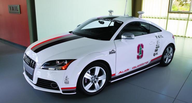 Audi покажет спорткар с автономным управлением