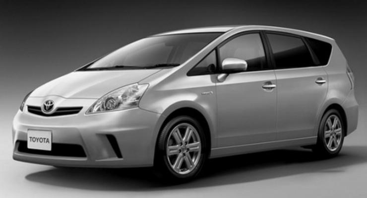 Toyota превратила Prius в семиместный компактвэн