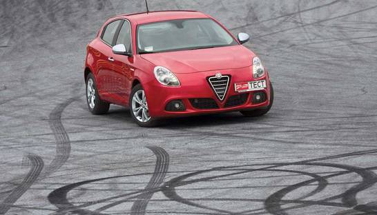 Alfa Romeo Giulietta: Любить глазами?