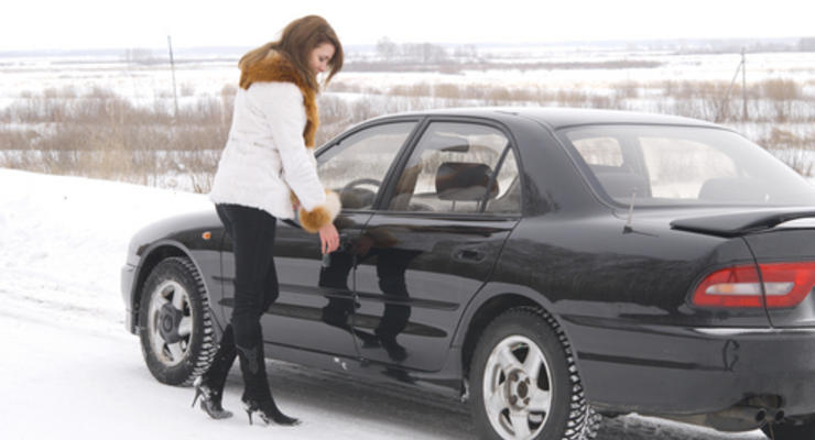 Как открыть и завести машину в мороз