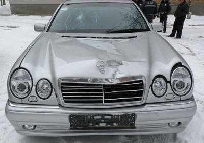 В Николаеве Mercedes-Benz насмерть сбил молодую девушку