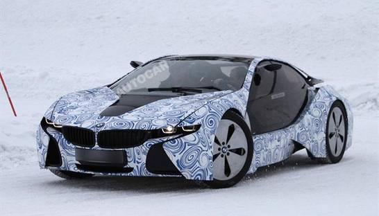 BMW выкатил на снег свои новые i-модели