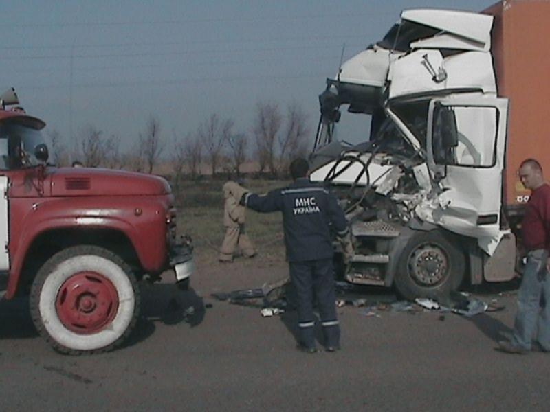На Одесчине столкнулись две фуры – погиб один из водителей / izmail.es