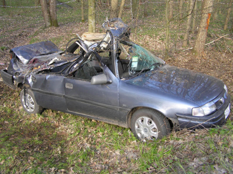В Ровенской области разбился Opel - двое погибших / from-ua.com.ua