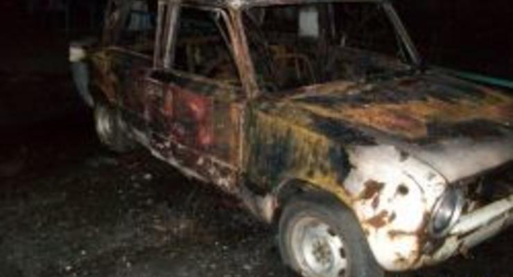 В Киеве на Лесном и Позняках горели автомобили