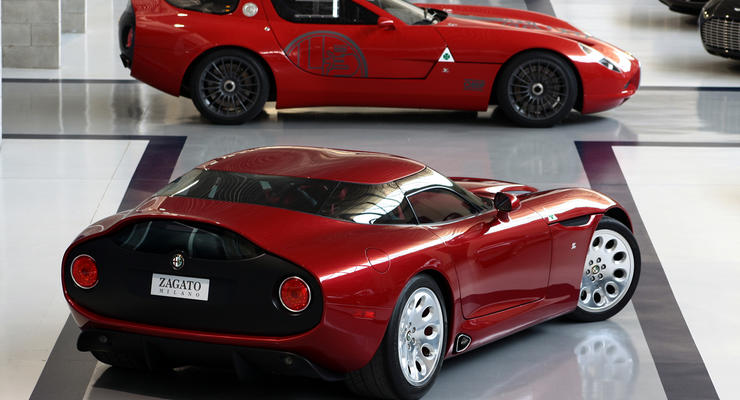 Итальянцы представили юбилейный спорткар Alfa Romeo