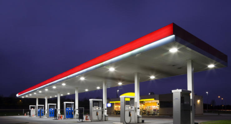Кабмин поднял рекомендуемые цены на бензин до 10 грн