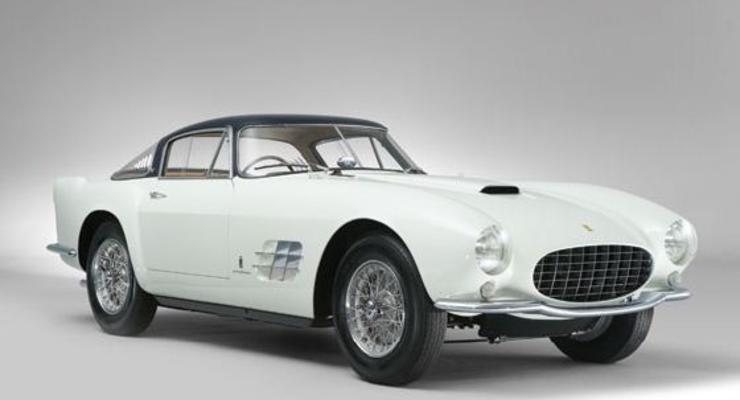 Десять самых дорогих авто на аукционе классики в Италии