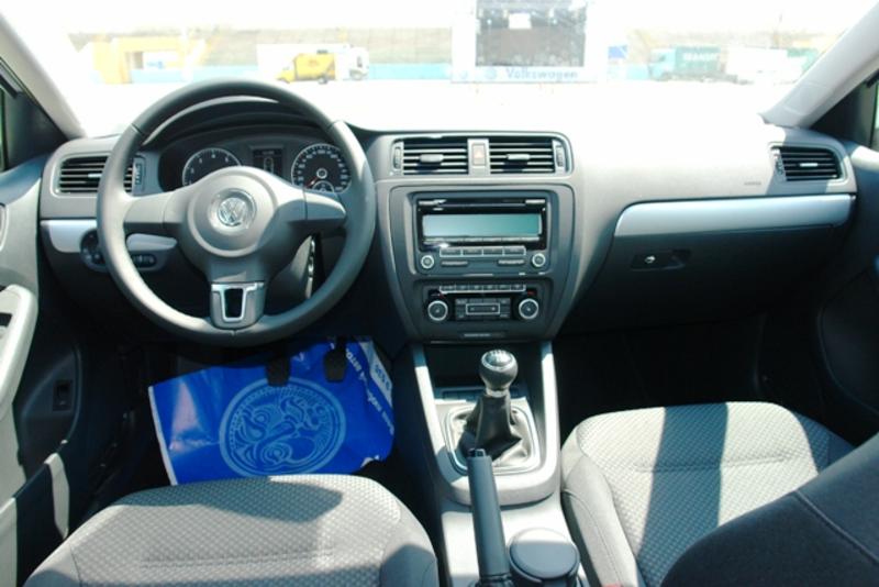 В Украине появился VW Jetta нового поколения / autocentre.ua
