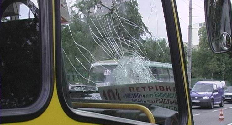 В Киеве маршрутка задавила пешехода на зебре