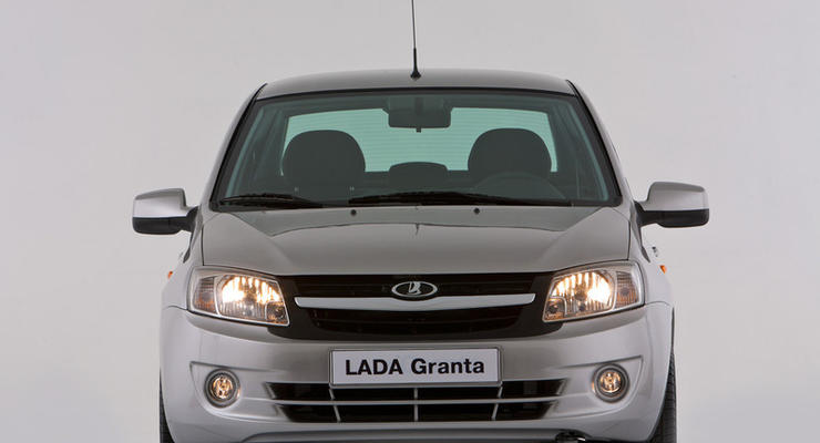 Первая Lada Granta сошла с конвейера АвтоВАЗа