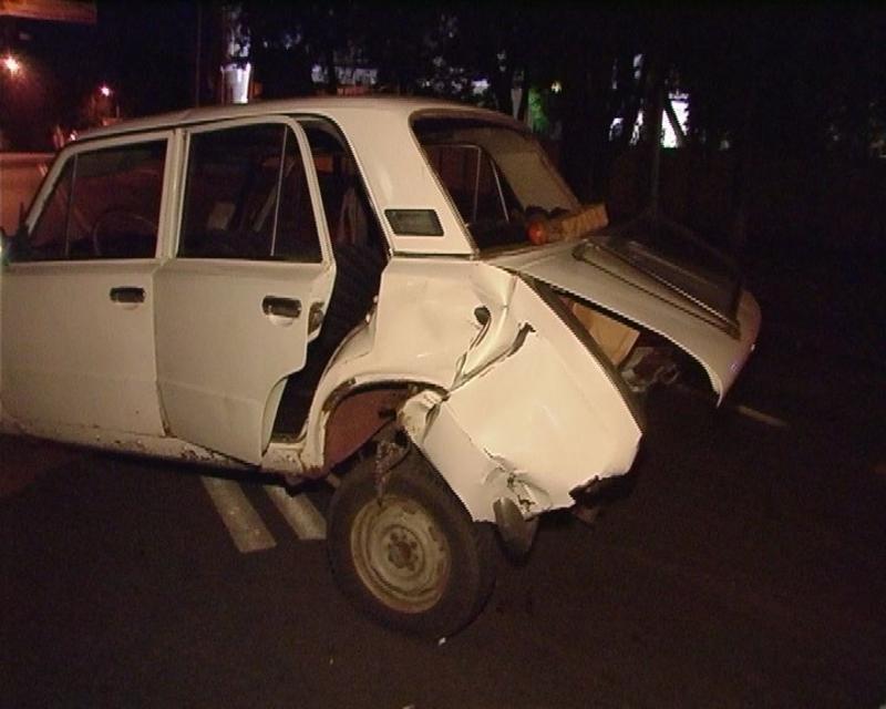 В Киеве таксист «догнал» ВАЗ и травмировал двух пассажиров / magnolia-tv.com