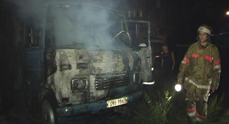 Прошлой ночью в Киеве снова горели машины