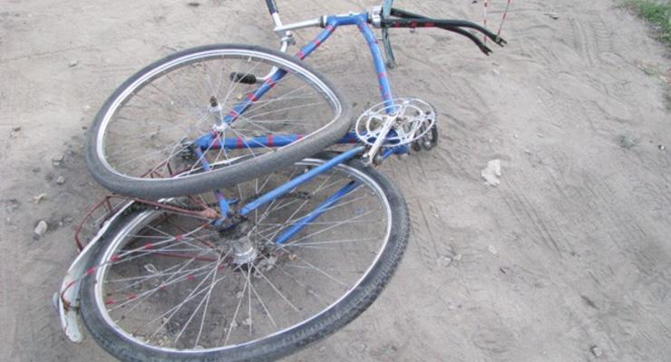 Милиционер насмерть сбил школьника-велосипедиста