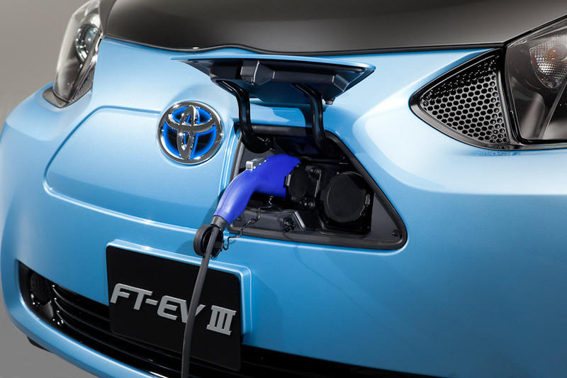 Новая водородная Toyota станет на конвейер / Toyota