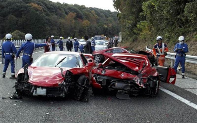 Авария на $4 миллиона: на трассе разбились 8 Ferrari / telegraph.co.uk