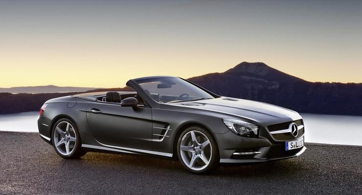 Новый двухместный Mercedes показали в деталях