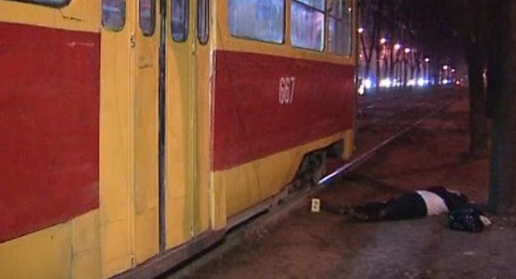 Трамвай переехал двух женщин, одна погибла