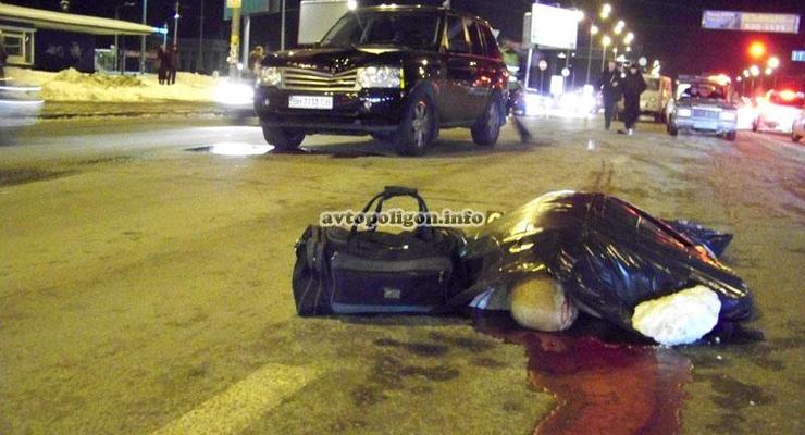 В Киеве внедорожник Range Rover задавил человека
