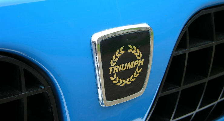 Компания BMW зарегистрировала бренд Triumph