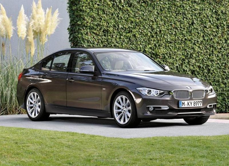 Новый BMW третьей серии появился в салонах Украины / BMW