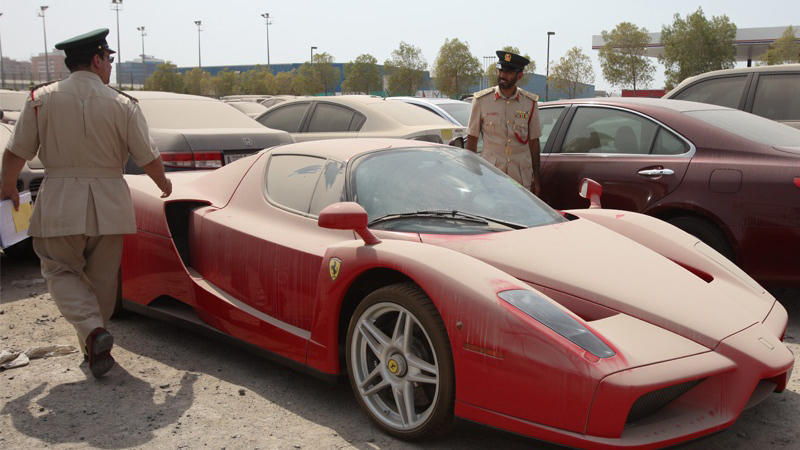 Британец «выкинул» Ferrari из-за долгов по штрафам / jalopnik.com