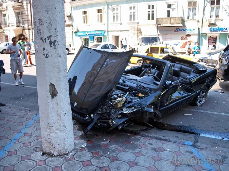 В Одессе разбились суперкар Chevrolet и кабриолет BMW / dumskaya.net