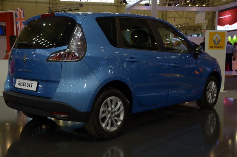 SIA 2012: Renault назвала цены на новые Megane и Scenic / autocentre.ua