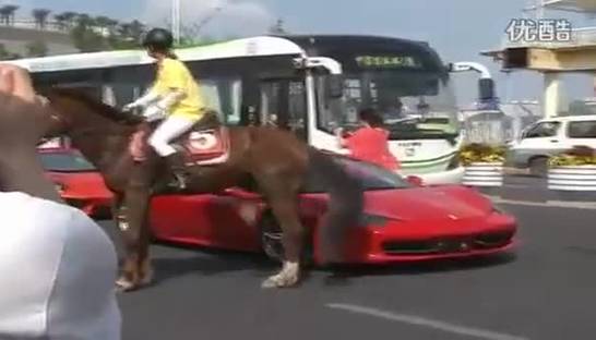 Китайский конь пнул копытом итальянского «жеребца»