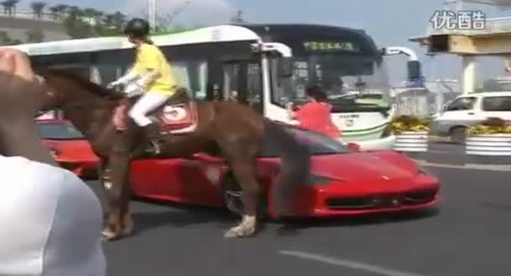 Китайский конь пнул копытом итальянского «жеребца»