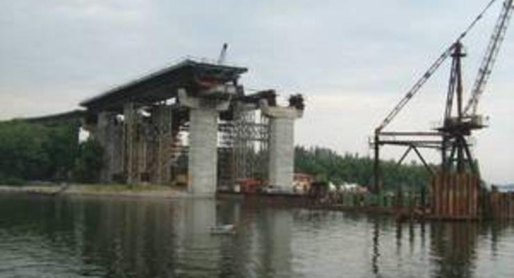 При возведении моста-долгостроя в Запорожье неэффективно потрачены более 100 млн грн - аудит