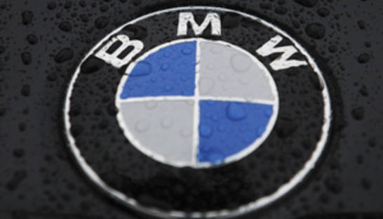 Водители BMW признаны самыми агрессивными в Германии - опрос