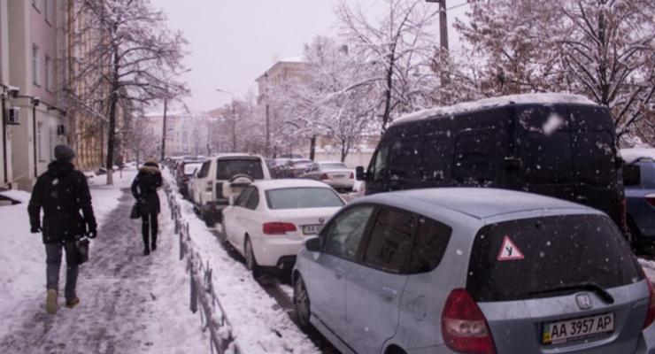 Пробки: Киев в 10-балльном заторе из-за мокрого снега