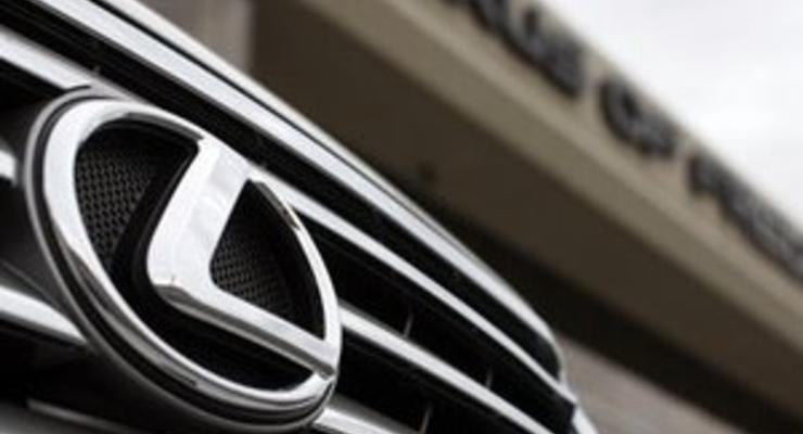 Toyota получила рекордный штраф, замешкавшись с заменой ковриков