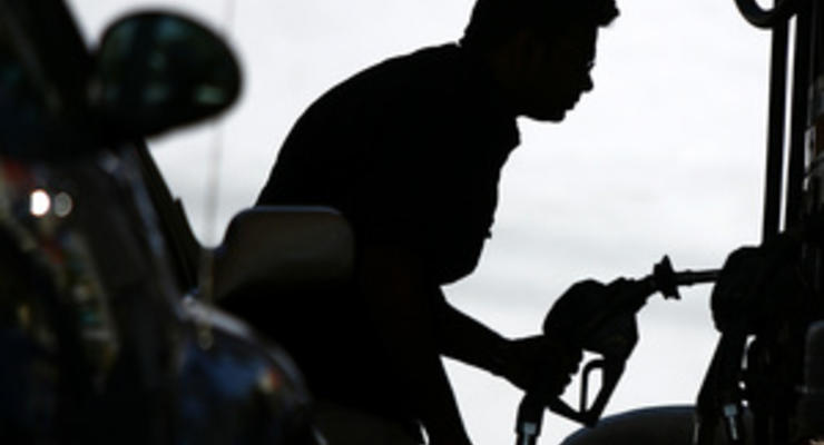 Стоимость бензина увеличится, но незначительно - прогноз на 2013 год