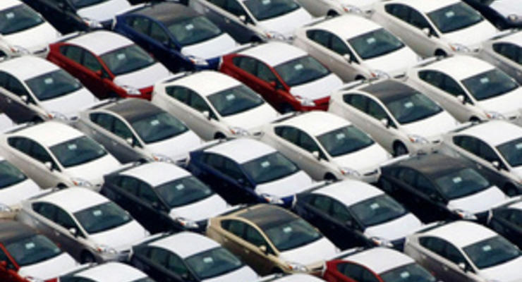 Китайцы богатеют: в 2013 году они могут купить 20 млн новых автомобилей