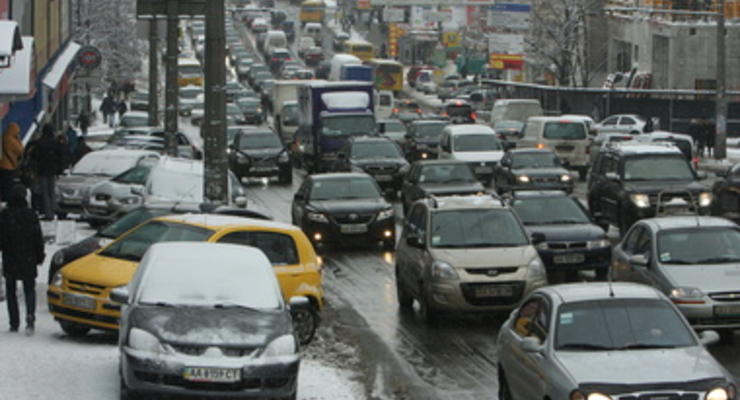 Погода, светофоры, водители – кто виноват в пробках?