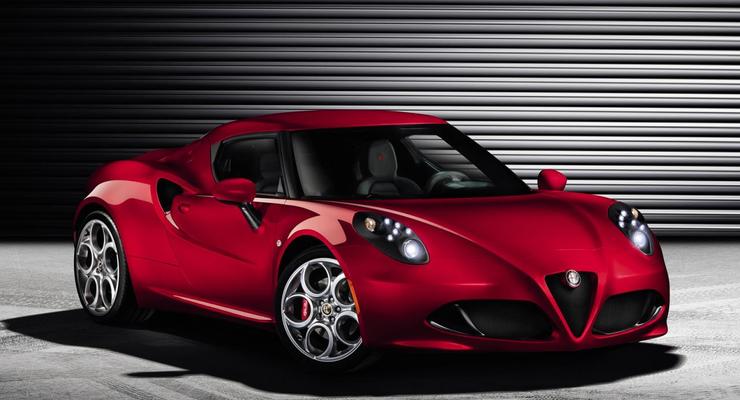 Alfa Romeo рассекретила новую серийную модель