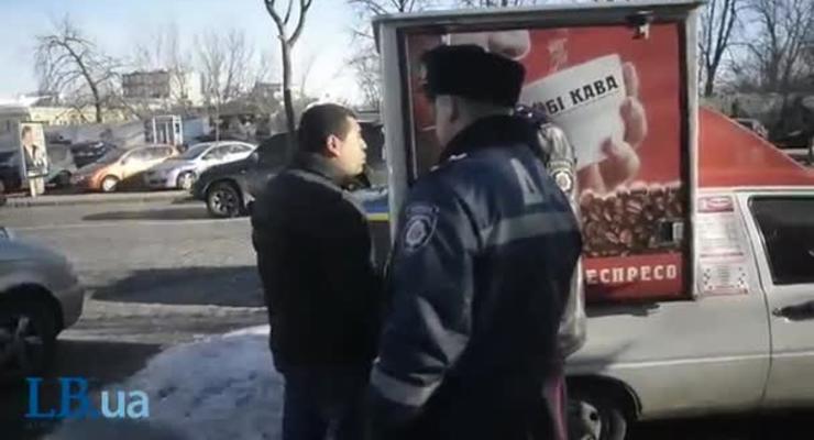Гаишники прогнали автокофейню для проезда Януковича
