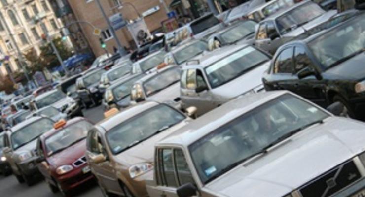 Импорт легковых авто в Украину вырос на 13%