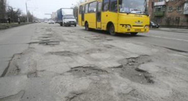 Новый рейтинг худших дорог Киева и Украины в деталях